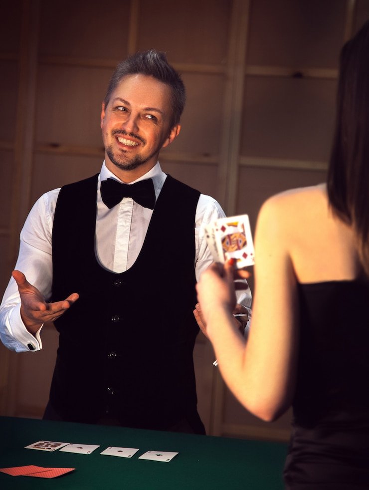 Pengguna mobile membuka kategori naga